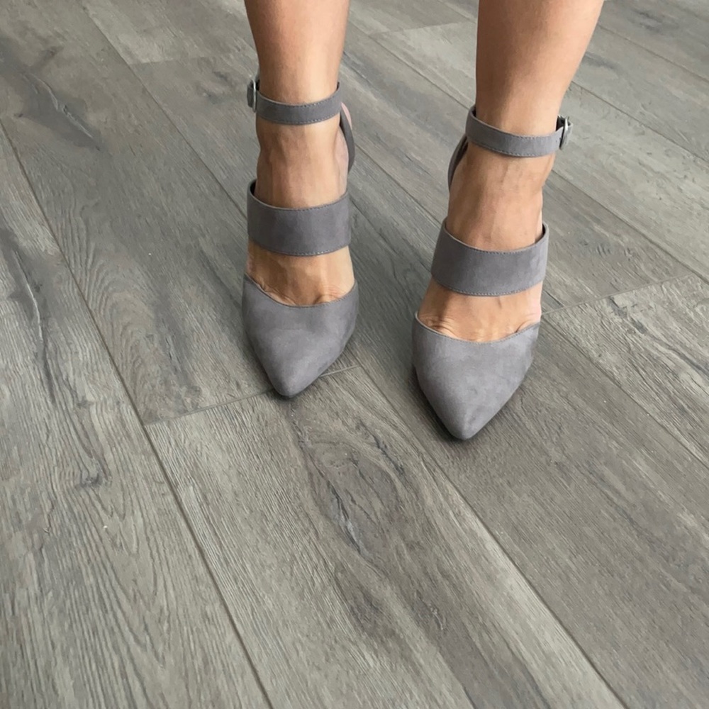 New Look Gray Suede Heels